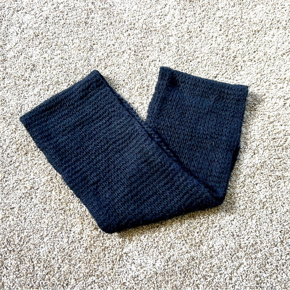 Hollister Scarf